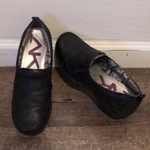 Anne Klein sport leather shoes